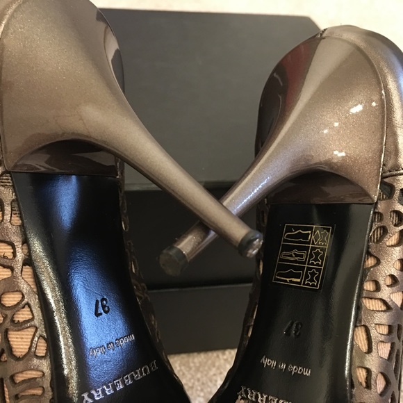 Christian Dior & Burberry Women’s Shoes - Picture 6 of 7